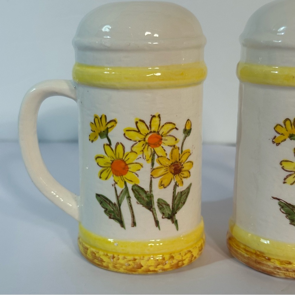Vintage Sears Roebock & Co Japan Salt & Pepper Shaker 1976/1978?? 4.5” Floral - Picture 6 of 10